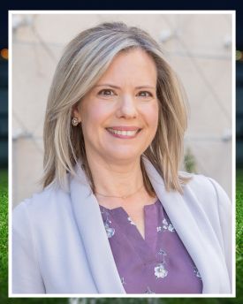 Sara Reynolds headshot